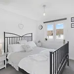 アパート Cozy 2br With Car Parking *