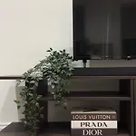 Modern & Cozy In Leith Walk * Edimburgo