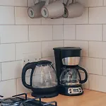 Snug 1 Bed In Edinburgh's Juniper شقة