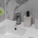 Apartment Stylish 1br Urban Stay, Centre