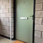 7 Min From Airport 2 Bedroom Appartement *