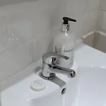 Charming View With Modern Comforts Appartement