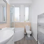 Bright 2 Bedroom Flat On Leith Walk Edynburg