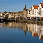 Charming Leith Retreat - Walk To The Shore Apartman *