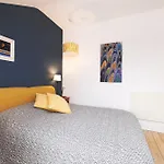 Lejlighed Chic 1-bedroom In New Town