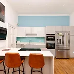 Luxury Family Flat In New Town アパート エディンバラ