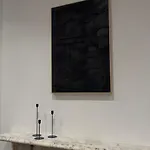 Modern & Cozy In Leith Walk