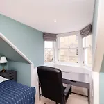 Luxury Family Flat In New Town *