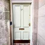 The Garden Flat Appartement *