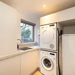 Chic 3-bedroom 2-storey House Near Centre With Free Parking