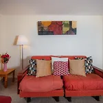 Cosy Arthurs Seat View 4 Bdrm