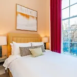 Dragon Luxury At Rutland Square Apartamento