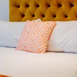 Apartamento Weston's Penthouse Sleep 11, 8 Beds Free Parking