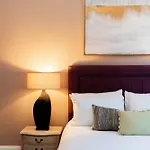 Dragon Luxury At Rutland Square *