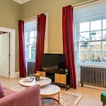 Dragon Luxury At Rutland Square Διαμέρισμα *