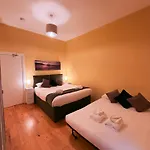 Picardy Place *