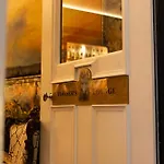 24 Royal Terrace 4* Edinburg