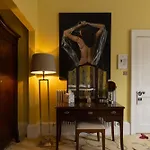Hotel 24 Royal Terrace 4*