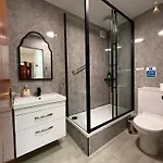 4 Royal Mile Flat Near Castle Edinburgh