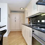 דירה West Bow - Comfy 2 Bed On West Bow Overlooking Grassmarket אדינבורו
