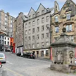 West Bow - Comfy 2 Bed On West Bow Overlooking Grassmarket *
