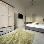 Apartment Great King Street