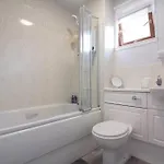 South Groathill - Lovely 2 Bed With Castle View *