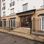 Annandale 2 Bedroom -