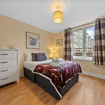 Annandale 2 Bedroom - אדינבורו