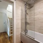 Modern Holyrood Family Retreat