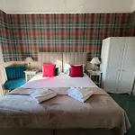 Sonas Edinburgh