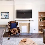 Lägenhet Joivy Family Flat Near Leith *