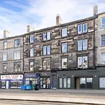 Joivy Family Flat Near Leith *