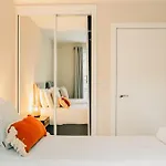 度假居 Stylish 2 Bed Centre With Parking *