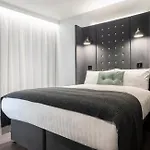 Hotel Point A St Andrew Square