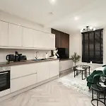 Sovo - South Lane - Centre