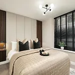Apartahotel Sovo - South Lane - Centre 3*