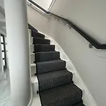 Luxury Waterfront Retreat For Groups Εδιμβούργο