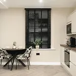 Sovo - South Lane - Centre Aparthotel