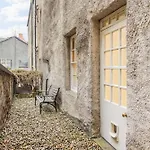 Cowgate's Little Hideout With Free Parking Edinburgh