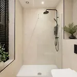 Aparthotel Sovo - South Lane - Centre Edinburgh