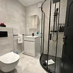 Luxury Waterfront Retreat For Groups * Edinburgh