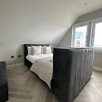 Luxury Waterfront Retreat For Groups * Εδιμβούργο