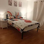 Anna Flat-spacious 2 Bed Flat With Free Parking And Quite Area *