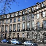 1 Bedroom In Historic Georgian Townhouse Edinburgh