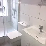 Apartman Elm Row Spacious And