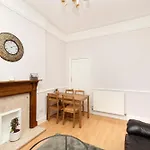 Refined 2-bed Flat With Classic Charm
