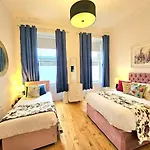 Stellar - 2 & 3 Bedroom Εδιμβούργο