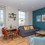 Apartmán Centre Chic - Walk To The Castle