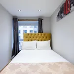 Апартаменты Elegant Stockbridge 3 Bdrm On The Canal Эдинбург